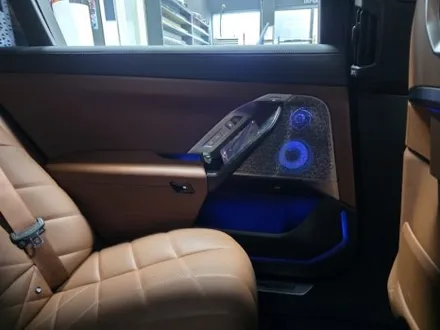 bmw 7시리즈 g70  회오리스피커엠비언트 740i 740d 740m 출장시공 출장엠비언트 / 부천, 수도권 출장