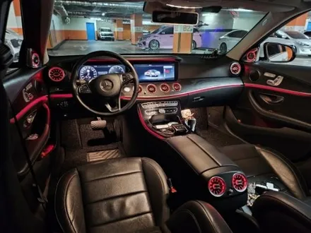 e300엠비언트 벤츠송풍구 e300도어라이트 w213엠비언트 w213e300전동부메스터 벤츠4D전동부메스터 출장시공벤츠 출장엠비언트 e220송풍구엠비언트 / 부천, 수도권 출장