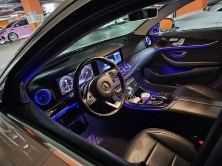 e300엠비언트 벤츠송풍구 e300도어라이트 w213엠비언트 w213e300전동부메스터 벤츠4D전동부메스터 출장시공벤츠 출장엠비언트 e220송풍구엠비언트 / 부천, 수도권 출장
