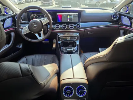 벤츠 c257 cls450 4D전동부메스터 2열송풍구엠비언트 미드스피커엠비언트 프레임리스도어 쿠페 카브리올레 전동부메스터 출장엠비언트 / 부천, 수도권 출장
