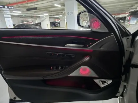 bmw g30 530i 회오리스피커 송풍구엠비언트 맵등실내등독서등엠비언트 선루프엠비언트 안전벨트엠비언트 콘솔엠비언트 크리스탈기어봉 출장엠비언트 / 부천, 수도권 출장