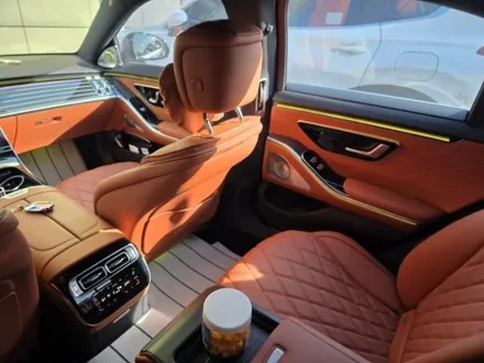 벤츠 w223 롱바디 s450 피아노라커트림 액티브엠비언트 4D전동부메스터 출장 엠비언트 출장시공 / 부천, 수도권 출장
