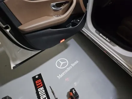 벤츠송풍구 e클래스송풍구 미드엠비언트 출장엠비언트 interiorled e300 4d부메스터 w213 e350 e220 벤츠도어빔 벤츠도어라이트 w213엠비언트 e클래스엠비언트 / 부천, 수도권 출장