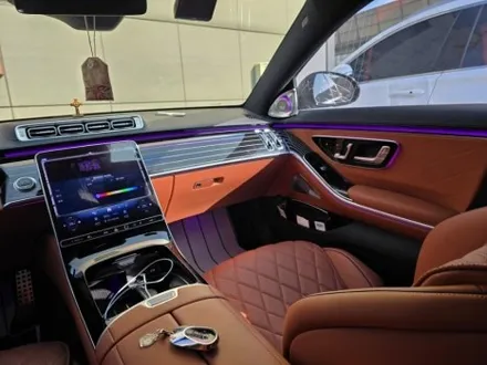 벤츠 w223 롱바디 s450 피아노라커트림 액티브엠비언트 4D전동부메스터 출장 엠비언트 출장시공 / 부천, 수도권 출장