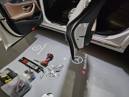 벤츠송풍구 e클래스송풍구 미드엠비언트 출장엠비언트 interiorled e300 4d부메스터 w213 e350 e220 벤츠도어빔 벤츠도어라이트 w213엠비언트 e클래스엠비언트 / 부천, 수도권 출장