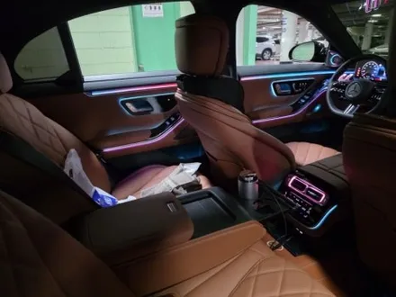 w223숏바디블랙에디션엠비언트 미드스피커엠비언트 s클래스s580엠비언트 출장엠비언트 w223액티브엠비언트 4D전동부메스터 송풍구엠비언트 도어라이트 / 부천, 수도권 출장