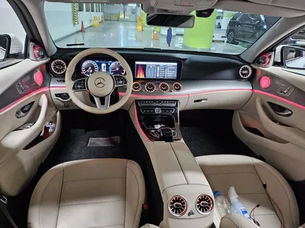 e300송풍구엠비언트 w213송풍구엠비언트 e300전동부메스터 e300송풍구엠비언트 e클래스엠비언트 벤츠미드엠비언트 w213미드엠비언트 w213선글라스등엠비언트 출장엠비언트 공임 / 부천, 수도권 출장