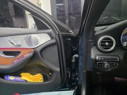 벤츠w205 c43amg 64색멀티컬러엠비언트 순정커맨더연동 송풍구엠비언트 전동부메스터 데쉬보드가로몰딩 엠비언트 출장시공 전문 영종도벤츠엠비언트 / 부천, 수도권 출장