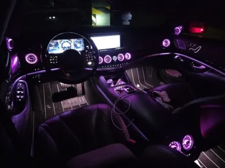 벤츠 w222 s클래스 s350d 후기형 64색 송풍구엠비언트 4D전동부메스터 출장엠비언트 / 부천, 수도권 출장