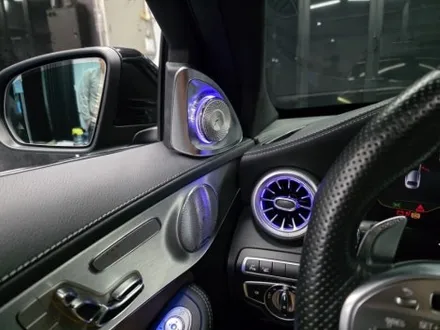 벤츠w205 c43amg 64색멀티컬러엠비언트 순정커맨더연동 송풍구엠비언트 전동부메스터 데쉬보드가로몰딩 엠비언트 출장시공 전문 영종도벤츠엠비언트 / 부천, 수도권 출장