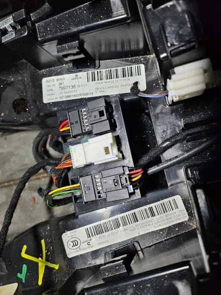 w213e220엠비언트 w213전동부메스터 w213터빈송풍구엠비언트 e220엠비언트 벤츠엠비언트코딩 e클래스r버튼 벤츠미드스피커엠비언트 출장엠비언트 출장시공 / 부천, 수도권 출장