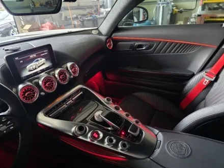 벤츠 amg gts 송풍구엠비언트 RGB 무빙엠비언트 출장시공 엠비언트출장전문 / 부천, 수도권 출장
