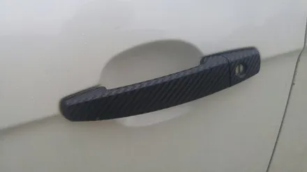 도어캐치 카본랩핑작업