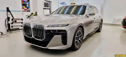 BMW_740i(i7)[듀오톤랩핑][에이버리 유광 버건디]]세종랩핑/대전랩핑/청주랩핑/천안랩핑/공주랩핑/7시리즈투톤랩핑 / 세종 장군면