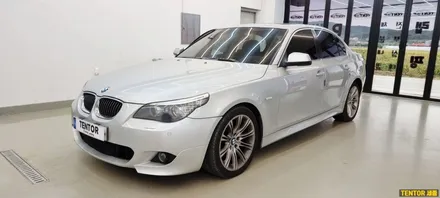 BMW_528i[실내랩핑][3m 블랙 브러쉬]세종랩핑/대전랩핑/청주랩핑/천안랩핑/공주랩핑 / 세종 장군면