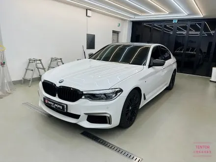 BMW_5시리즈[블랙PPF루프스킨][클리프디자인, 3m유광블랙]세종블랙PPF/대전블랙PPF/청주블랙PPF/천안블랙PPF/공주블랙PPF/논산블랙PPF / 세종 장군면