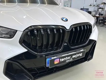 BMW_X6[크롬죽이기]세종추천 재방문율1위[3M 2080 유광블랙]세종랩핑/대전랩핑/청주랩핑/천안랩핑/공주랩핑 / 세종 장군면