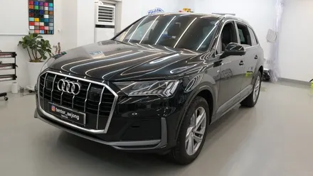 아우디(Audi)_Q7[전체크롬죽이기][3M 2080 유광블랙]세종랩핑/대전랩핑/청주랩핑/천안랩핑/공주랩핑 / 세종 장군면