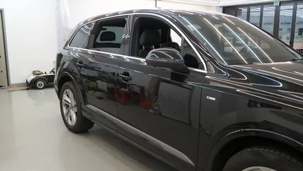 아우디(Audi)_Q7[전체크롬죽이기][3M 2080 유광블랙]세종랩핑/대전랩핑/청주랩핑/천안랩핑/공주랩핑 / 세종 장군면