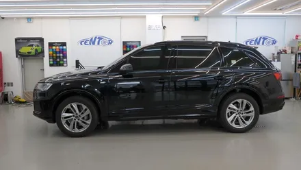아우디(Audi)_Q7[전체크롬죽이기][3M 2080 유광블랙]세종랩핑/대전랩핑/청주랩핑/천안랩핑/공주랩핑 / 세종 장군면