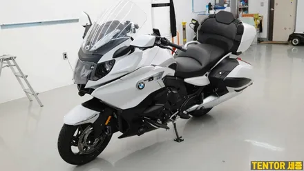 BMW_K1600bGT[전체랩핑]무지개빛 은은한 사틴화이트[3m 사틴고스트펄] / 세종 장군면