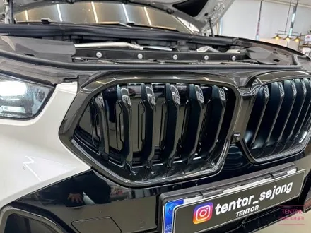 BMW_X6[크롬죽이기]세종추천 재방문율1위[3M 2080 유광블랙]세종랩핑/대전랩핑/청주랩핑/천안랩핑/공주랩핑 / 세종 장군면