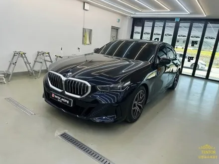 BMW_G60 5시리즈[아이코닉글로우 그릴랩핑, 생활보호PPF][3M 2080 유광블랙]세종랩핑잘하는곳/대전랩핑잘하는곳/청주랩핑잘하는곳/천안랩핑잘하는곳/공주랩핑잘하는곳 / 세종 장군면