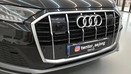 아우디(Audi)_Q7[전체크롬죽이기][3M 2080 유광블랙]세종랩핑/대전랩핑/청주랩핑/천안랩핑/공주랩핑 / 세종 장군면