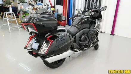 BMW_K1600bGT[전체랩핑]무지개빛 은은한 사틴화이트[3m 사틴고스트펄] / 세종 장군면