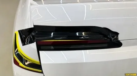 BMW_i7[전체크롬딜리트][3M 2080 유광블랙]세종랩핑/대전랩핑/청주랩핑/천안랩핑/공주랩핑/논산랩핑 / 세종 장군면