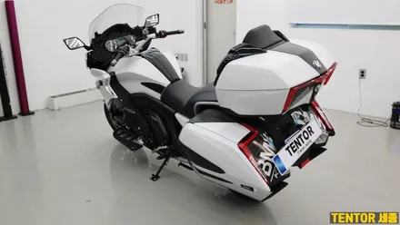 BMW_K1600bGT[전체랩핑]무지개빛 은은한 사틴화이트[3m 사틴고스트펄] / 세종 장군면