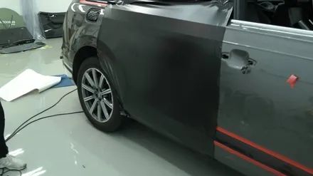 아우디(Audi)_Q7[전체랩핑, 크롬죽이기]플렉스 리얼 흑간지~[에이버리 사틴블랙] / 세종 장군면