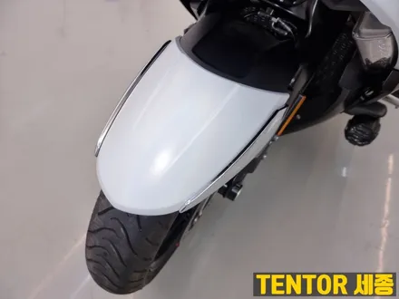 BMW_K1600bGT[전체랩핑]무지개빛 은은한 사틴화이트[3m 사틴고스트펄] / 세종 장군면