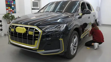 아우디(Audi)_Q7[전체크롬죽이기][3M 2080 유광블랙]세종랩핑/대전랩핑/청주랩핑/천안랩핑/공주랩핑 / 세종 장군면