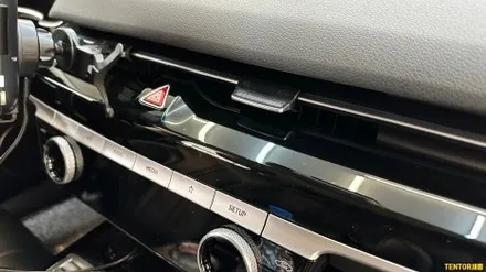 제네시스_G80[실내랩핑][비닐프로그 Carbon Fiber]세종랩핑/대전랩핑/청주랩핑/천안랩핑/공주랩핑/논산랩핑/고광택전체랩핑 / 세종 장군면