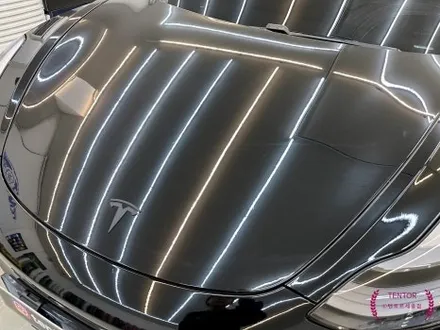 테슬라_모델3[보닛랩핑][비닐프로그 Vinyl Frog 피아노블랙]세종랩핑/대전랩핑/청주랩핑/천안랩핑/공주랩핑/논산랩핑/고광택전체랩핑 / 세종 장군면