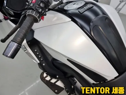 BMW_K1600bGT[전체랩핑]무지개빛 은은한 사틴화이트[3m 사틴고스트펄] / 세종 장군면