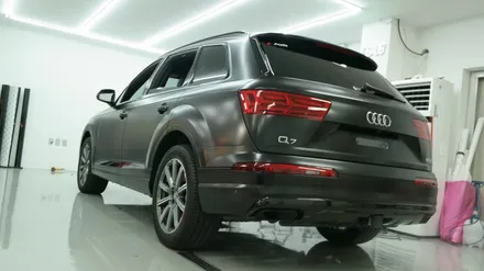 아우디(Audi)_Q7[전체랩핑, 크롬죽이기]플렉스 리얼 흑간지~[에이버리 사틴블랙] / 세종 장군면