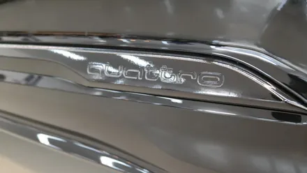 아우디(Audi)_Q7[전체크롬죽이기][3M 2080 유광블랙]세종랩핑/대전랩핑/청주랩핑/천안랩핑/공주랩핑 / 세종 장군면