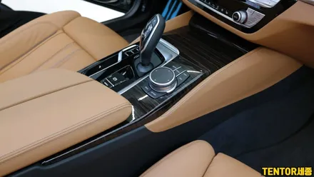 BMW_520d[실내랩핑]민지세대에 맞춰 실내도 스타일리쉬~ / 세종 장군면