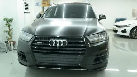 아우디(Audi)_Q7[전체랩핑, 크롬죽이기]플렉스 리얼 흑간지~[에이버리 사틴블랙] / 세종 장군면
