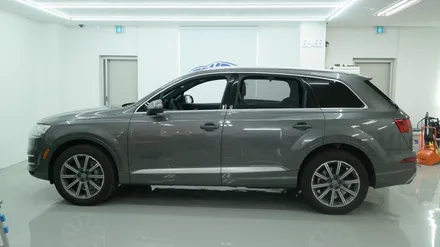 아우디(Audi)_Q7[전체랩핑, 크롬죽이기]플렉스 리얼 흑간지~[에이버리 사틴블랙] / 세종 장군면