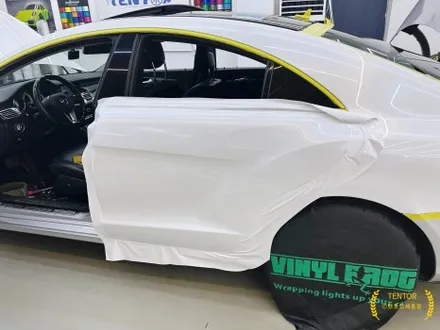 벤츠_CLS350[고광택전체랩핑][비닐프로그 Vinyl Frog 크리스탈 화이트]세종자동차랩핑/대전자동차랩핑/청주자동차랩핑/천안자동차랩핑/공주자동차랩핑/논산자동차랩핑/고광택전체랩핑 / 세종 장군면