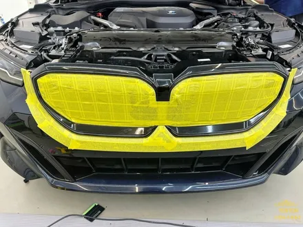 BMW_G60 5시리즈[아이코닉글로우 그릴랩핑, 생활보호PPF][3M 2080 유광블랙]세종랩핑잘하는곳/대전랩핑잘하는곳/청주랩핑잘하는곳/천안랩핑잘하는곳/공주랩핑잘하는곳 / 세종 장군면