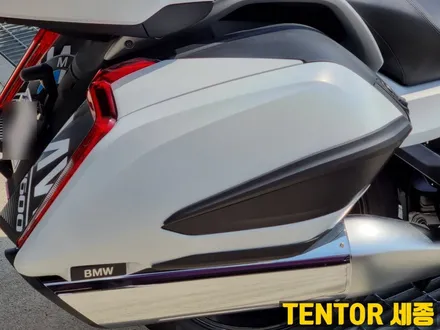 BMW_K1600bGT[전체랩핑]무지개빛 은은한 사틴화이트[3m 사틴고스트펄] / 세종 장군면