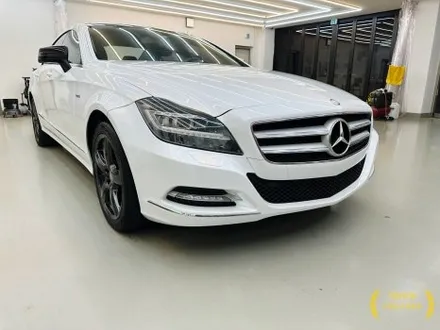 벤츠_CLS350[고광택전체랩핑][비닐프로그 Vinyl Frog 크리스탈 화이트]세종자동차랩핑/대전자동차랩핑/청주자동차랩핑/천안자동차랩핑/공주자동차랩핑/논산자동차랩핑/고광택전체랩핑 / 세종 장군면