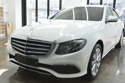 메르세데스 벤츠 E220d(W213) 익스클루시브 솔라가드 퀀텀 시공 - 솔라가드 프리미엄 동대문점 / 서울 동대문구 답십리동