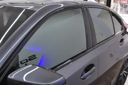완전히 새로워진 2019 BMW 330i - 솔라가드 프리미엄 동대문점 윈도우 틴팅 (Quantum / 서울 동대문구 답십리동