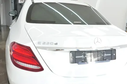 메르세데스 벤츠 E220d(W213) 익스클루시브 솔라가드 퀀텀 시공 - 솔라가드 프리미엄 동대문점 / 서울 동대문구 답십리동