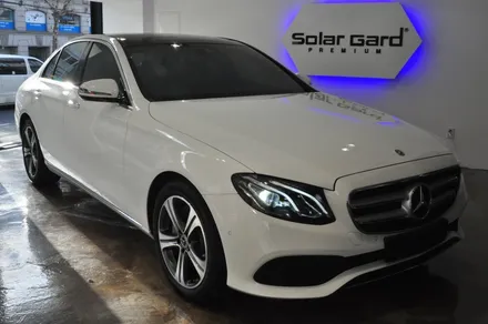 2019 Mercedes E300 아방가르드 스탠다드 솔라가드 프리미엄 퀀텀 시공 - 강북솔라가드 동대문점 / 서울 동대문구 답십리동